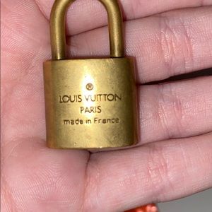 louis vuttion lock